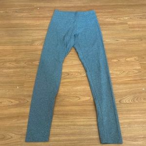 Grey aerie chill play move leggings